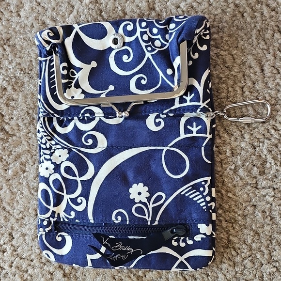 Vera Bradley Blue Floral Quilted Zip ID Coin Wallet Keychain - Picture 4 of 4